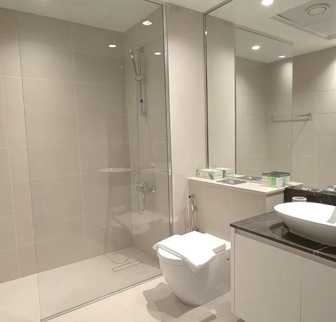 Apartment Luxury Burj Facing Apt In Dt Dubai