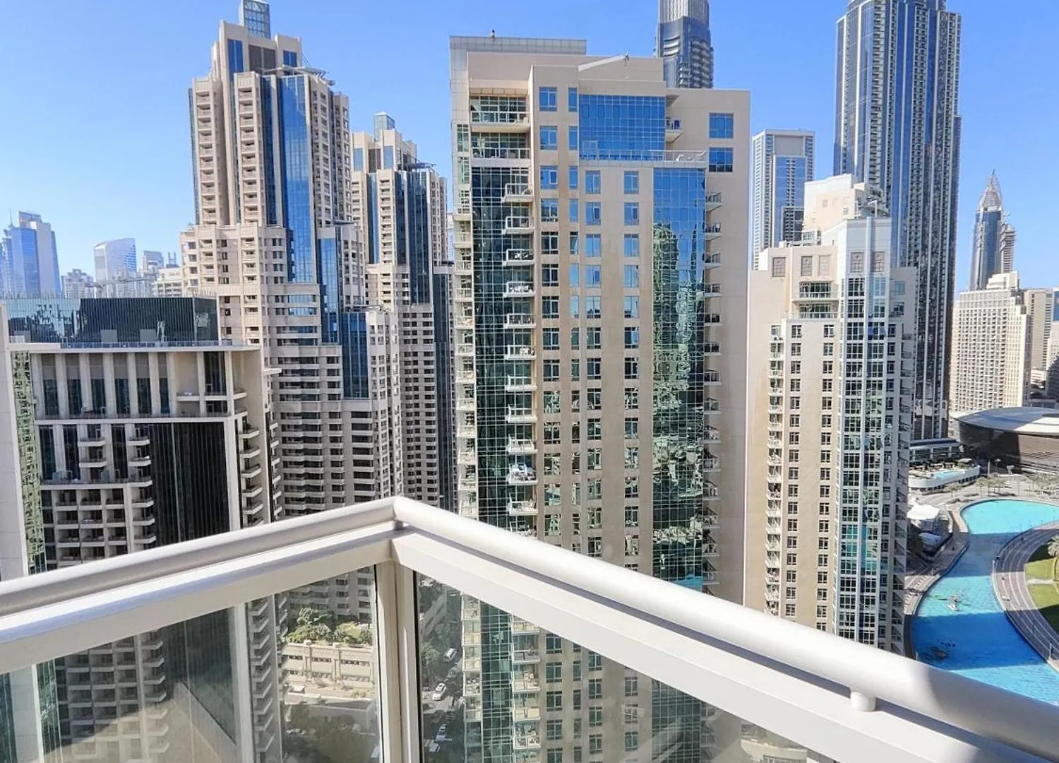 Luxury Burj Facing Apt In Dt Dubai