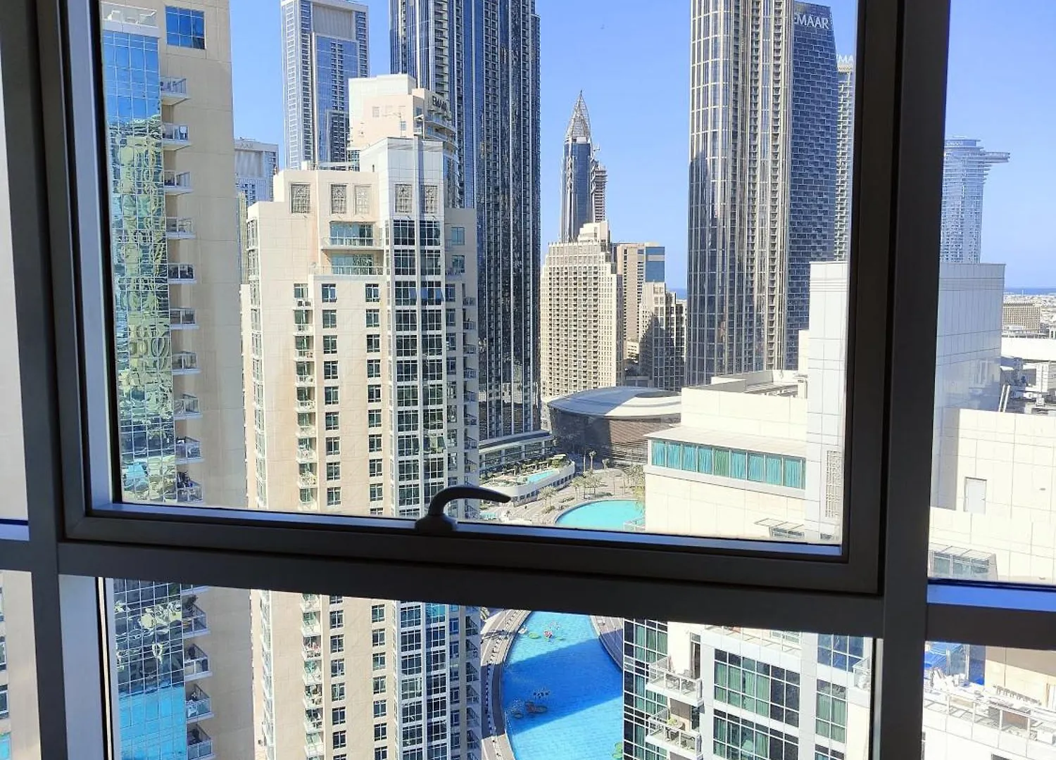 Luxury Burj Facing Apt In Dt Dubai